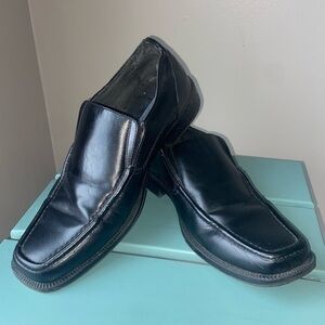 Robert David Mens Dress Shoes Size 9.5 Slip-On Memory Foam Black Comfort
